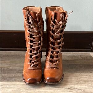 Women’s size 7 Freebird “Dart” style boots